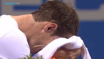 Murray rompe a llorar tras una épica remontada