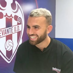 Mayoral: "Si marco en el Bernabéu no lo celebraría"