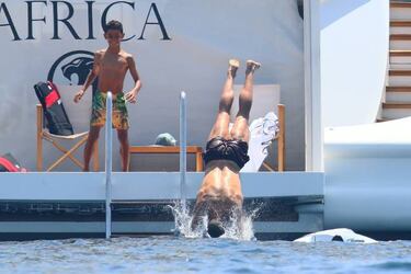 Cristiano Ronaldo's incredible Greek holiday gesture