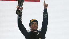 "Alonso es el mejor piloto de la parrilla"