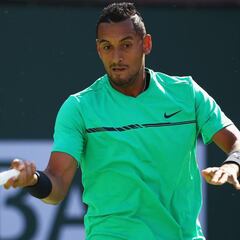 Nick Kyrgios sorprende a Djokovic y espera a Federer