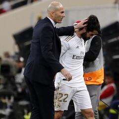 La 'rajada' de Isco en Barcelona le aleja de Zidane