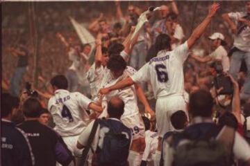 14-06-1997. El Madrid destronó al Atlético en el Bernabéu.  Los blancos se presentaban en el derbi a falta de un único punto para proclamarse campeón. Enfrente estaba el Atlético de Madrid, vigente campeón que no pudo hacer nada ante la avalancha madridista liderada por Raúl. 