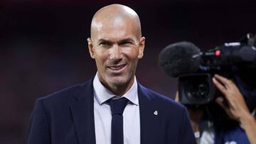 Zidane baraja dos 'once tipo'