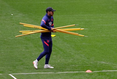 Carrasco on Simeone’s pet hates: “Backheels, they annoy him”