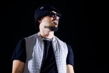 Granada encuentra en Dellafuente uno de los grandes exponentes de la música urbana andaluza y española. El reconocimiento que está recibiendo por parte del público es cada vez mayor, a pesar de ser un artista no muy dado a promocionarse o mostrarse en los medios. Aún así, grandes artistas del panorama le han mostrado su respeto y admiración, y con su particular y exitoso estilo podría formar una combinación interesante en el estudio de Bizarrap.