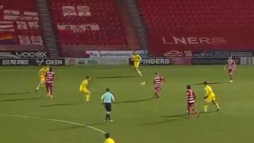 El 'amigo' de Bale y Guardiola que gana fama en Inglaterra por esta locura de pase