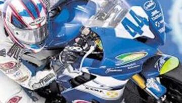 <b>DURA LUCHA. </b>David Salom, líder de la categoría de Supersport, no lo tendrá fácil frente a Bonastre.