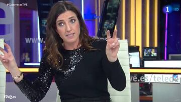 El cabreo monumental de Eli Pinedo: "Es un robo total de las ¨¢rbitras francesas"
