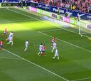 Un gol de milagro: la secuencia que mantiene vivo al Atleti