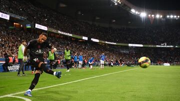 In Paris Saint-Germain´s 2-0 defeat over Montpellier, Neymar shows off his ball-skills with an impressive first-touch as PSG remains undefeated in Ligue 1.