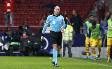 Un árbitro arbitrario / un árbitro platónico