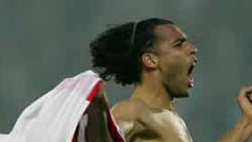 <b>LETAL.</b> Los dos goles de Van Hooijdonk han sido decisivos en la victoria del Feyenoord ante el B. Dortmund.