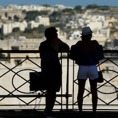 El país que ofrecerá 200 euros a los turistas por visitarlo