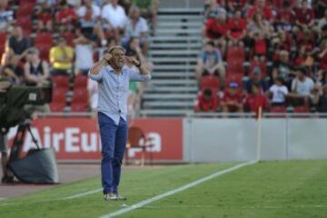 NATXO GONZÁLEZ es el entrenador del Reus Deportiu desde Junio de 2014, la temporada pasada 15/16 logró el ascenso del Reus por primera vez en su historia a Segunda División.