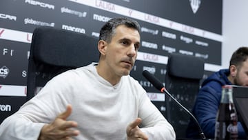 20/01/25 CD CASTELLON BOB VOULGARIS RUEDA DE PRENSA