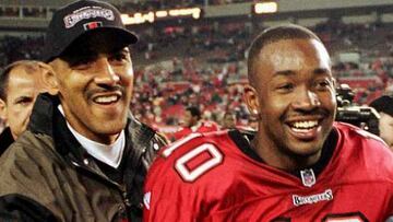 Tony Dungy, fue el primer afroamericano que ganó un Super Bowl como head coach.