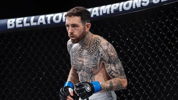 Roger Blanqué en la jaula.