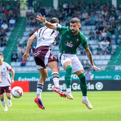El Racing de Ferrol tiene un atasco en el medio del campo