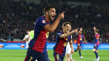 Soccer Football - LaLiga - FC Barcelona v Osasuna - Estadi Olimpic Lluis Companys, Barcelona, Spain - March 27, 2025 FC Barcelona's Ferran Torres celebrates scoring their first goal with Gavi REUTERS/Albert Gea TPX IMAGES OF THE DAY