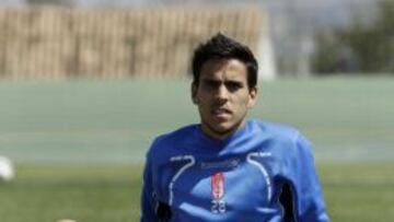 Recio durante un entrenamiento con el Granada.