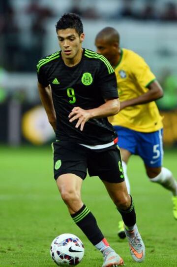 Jiménez participó con México en la Copa América de Chile, donde dejó una buena impresión.