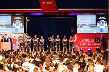 El equipo Soudal Quick-Step en la presentación de La Vuelta.