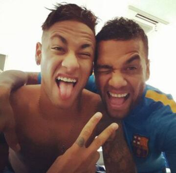 Neymar y Alves.