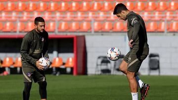 Luis Su&aacute;rez y Koke entrenando con el Atl&eacute;tico