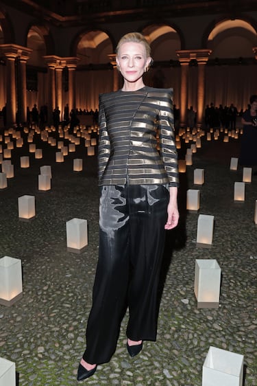 Cate Blanchett asiste al desfile de Giorgio Armani durante la Semana de la Moda de Milán Primavera/Verano 2026, el 28 de septiembre de 2025 en Milán.