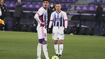 ROQUE MESA Y KIKE, jugadores del Real Valladolid.