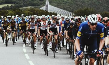 El pelotón durante la primera etapa del Tour de Francia 2021.