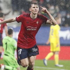 Budimir y Barja reviven a Osasuna ante un Cádiz hundido