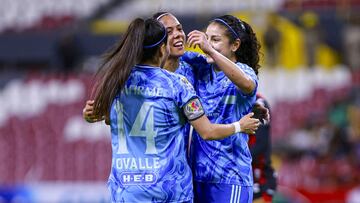 Maria Sanchez celebrates her goal 0-3 with Lizbeth Ovalle and Alexia Delgado of Tigres during the 5th round match between Atlas and Tigres UANL as part of the Liga BBVA MX Femenil, Torneo Apertura 2025 at Jalisco Stadium, on August 08, 2025 in Guadalajara, Jalisco, Mexico.