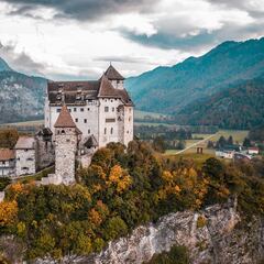 El país al que casi nadie viaja y está en el centro de Europa: 39.000 habitantes y 160 km2 en mitad de los Alpes