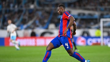 Jhohan Romaña se queda en San Lorenzo.