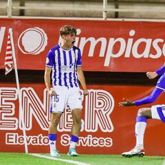 De la Rosa da tres puntos al Recre en un final de infarto