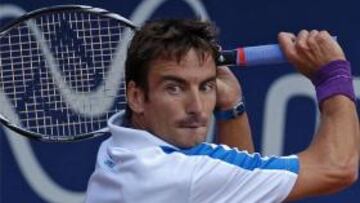 Robredo resuelve a su favor el duelo con Verdasco