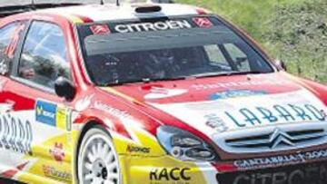 <b>PREPARADO. </b>El piloto cántabro y su Citroën aspiran a lo más alto en el rally de este fin de semana.