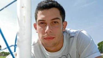 <b>TIMÓN. </b>Carlos Caballero ha convencido con su calidad a Gracia.