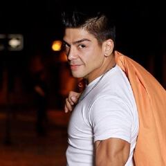 "Hay un Chile polarizado": el análisis político de un ex campeón mundial