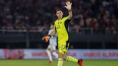 Emi Martínez, nominado al premio Lev Yashin