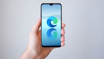 Edge ya te deja gestionar tus contraseñas en dispositivos móviles