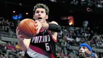 Rudy Fernández penetra ante Hamilton.