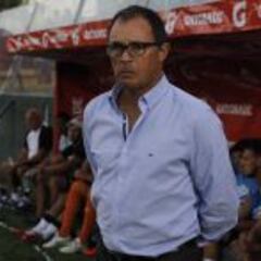 Alfredo Arias: "Será un orgullo dirigir a Pizarro en Wanderers"