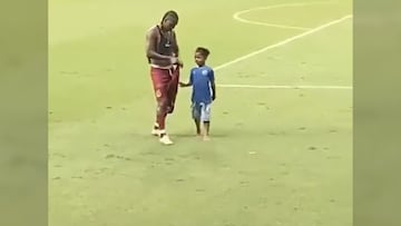 Hugo Rodallega, viral en Brasil por gran gesto con un ni&ntilde;o