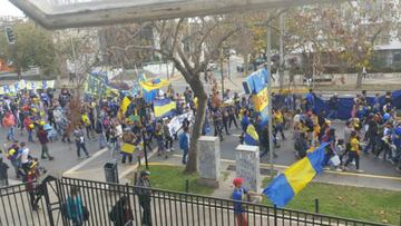 Aficionados del Everton de Chile protestan contra Grupo Pachuca