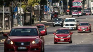 Los autos con engomado azul no podrán circular este viernes 20 de junio en Cdmx y Edomex por el programa Hoy No Circula.