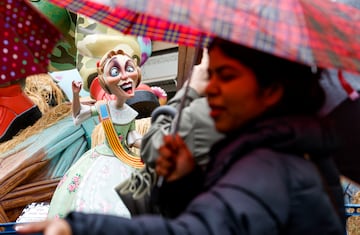 Este mircoles, 19 de marzo y da de San Jos, se celebrar el emocionante "Da de la Crem" en las Fallas de Valencia, donde ms de 700 monumentos que los artistas falleros han levantado por toda la ciudad ardern en un espectculo impresionante. Marcando el broche de oro de la fiesta ms emblemtica de Valencia y una de las ms multitudinarias de toda Espa?a. La noche se iluminar con fuegos artificiales.