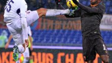 Víctor Ibarbo jugó su primer partido con la Roma este martes ante la Fiorentina por la Copa.